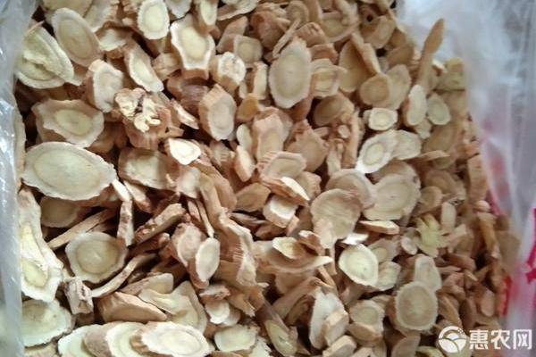 黄芪的栽培技术-图片版权归惠农网所有